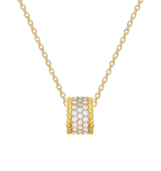 Link chain necklace